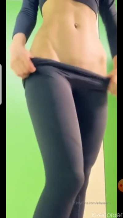 ASSian ASShole Winking At You From Her Yoga Pants