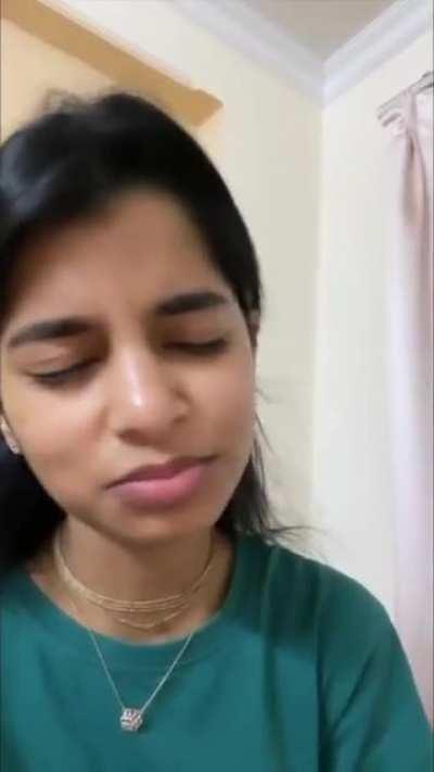 Awesome rendition of 'Saawan Beeto Jaaye Piharwa' by Maithili Thakur.