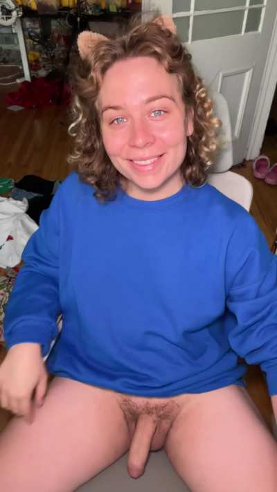 I always feel pretty in blue 💙