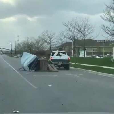 WCGW overloading an old trailer