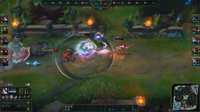 clutch 1v4 to win game