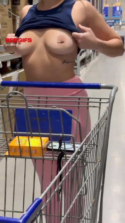 Dared to shop with my boobies out&hellip;