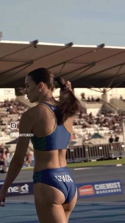 Alanah Yukich - Australian Hurdler