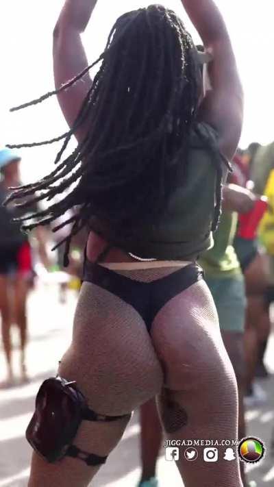 Caesars Army A.M BUSH (📷:@jiggadmedia)