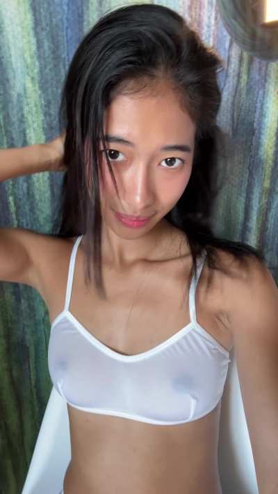 19F who wants a funsized asian? 💖