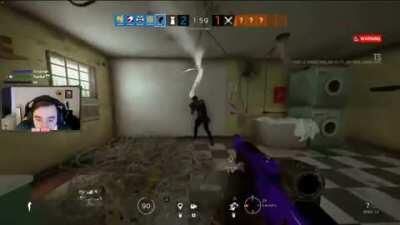 Esse ta pronto pra lutar contra kpoper