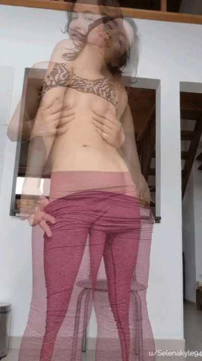 A Plump Rump to Get Rid of Your Monday Grump