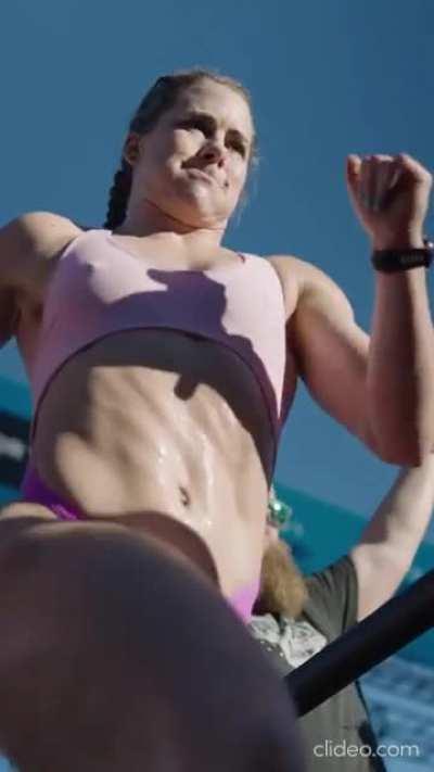 alison scudds sweating heavily