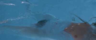 Kathleen Morgeneyer - Töchter (DE2014) (1/2) - Skinny-dipping in the hotel pool