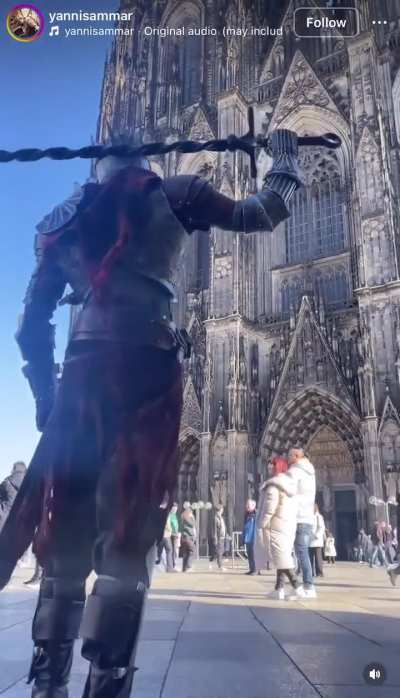 Heretic spotted, he stands before the church for battle