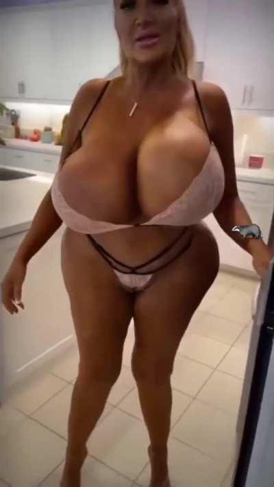 Do we call her MILF/ GILF?