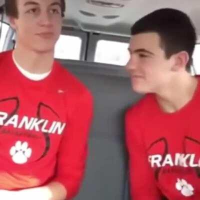 Another great win to close out the weekend. Clippers Win!!!!!!!!!!