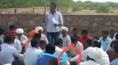 भेड़ चाल का उत्कृष्ट उदाहरण