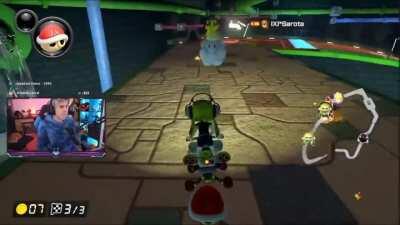 Ya hasta en la forma de hablar te copia, alguien tiene que pararle los pies a este plagio 🤬