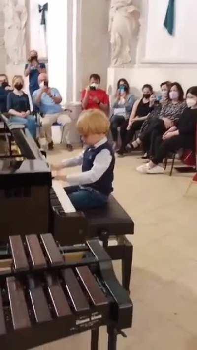 5-year-old Alberto Cartuccia Cingolani performing some Mozart.
