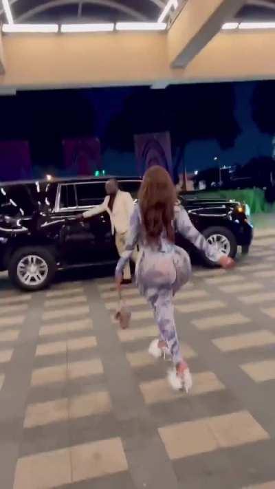 V Sidika top 5 in Africa