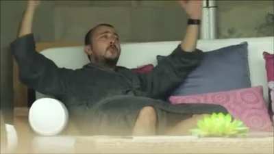 Ali Atayı seviyorum yaa