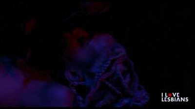 Amandla Stenburg & Bobbi Salvor Menuez - 