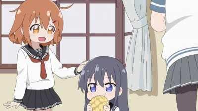 Hungry Akatsuki is very cute [Kantai Collection x Wataten!]