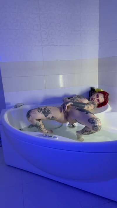 Rubbing my hairy pussy