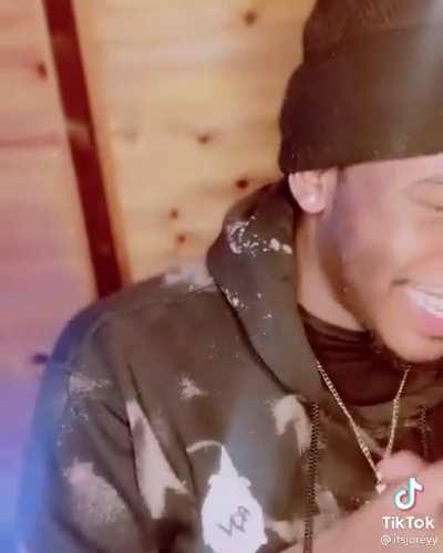 What color was the uhhh?