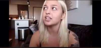 Woman stumbles across Aphex Twin playing live 😆