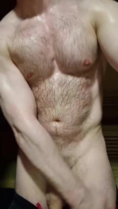 [42] Sweaty and musky in the sauna. Joining?