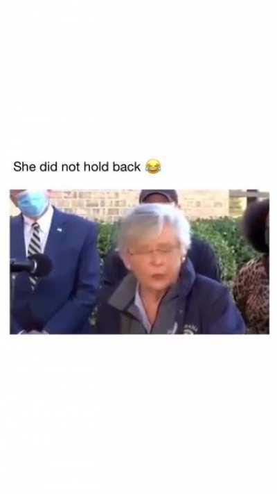 blursed_I wish I had her confidence