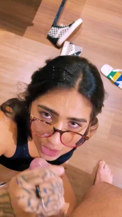 she loves thick loads