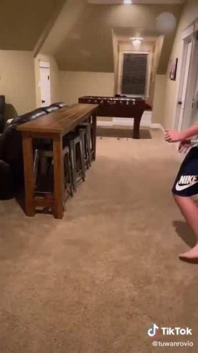 Just pro bros keeping the ballon up