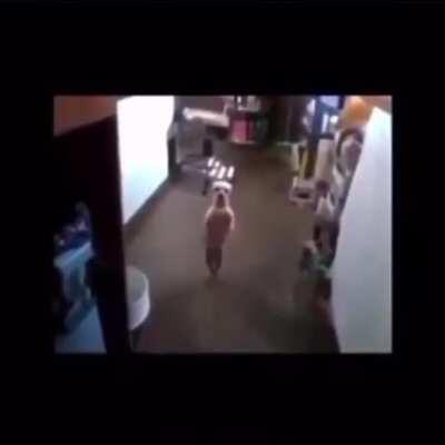 is there 🅱️izza rolls left?