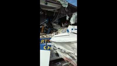 Seattle, WA Ride the Ducks tour crash + immediate aftermath videos from YT