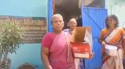 Congress distributing mixie to Erode voters