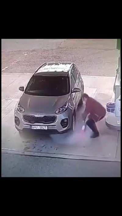 Trying to fill a tire