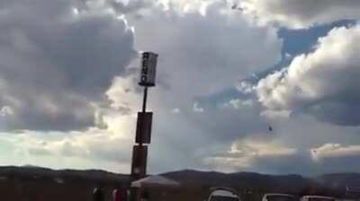Incredible noise from some Mustangs at the Reno Air Race