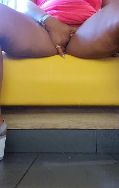 Amateur Ebony MILF Squirting in a Popular Fast Food Restaurant (Almost Caught)