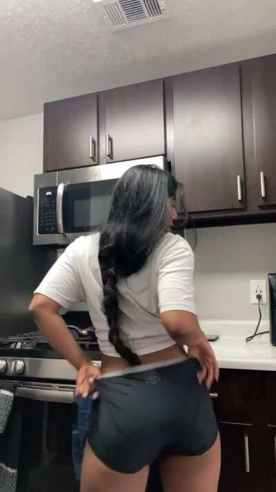 Wanna pull my hair? 🥰