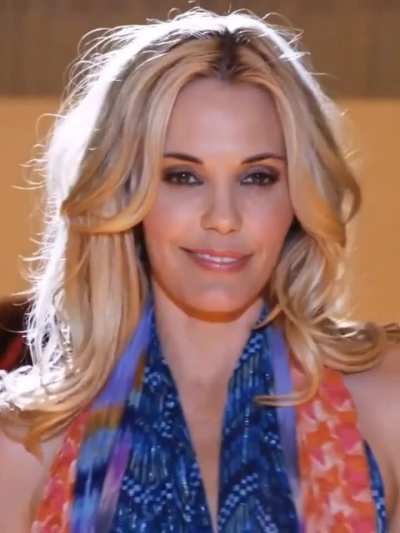 Leslie Bibb - Salem Rogers: Model of the Year 1998, S01E01. [2015, HD Source] 