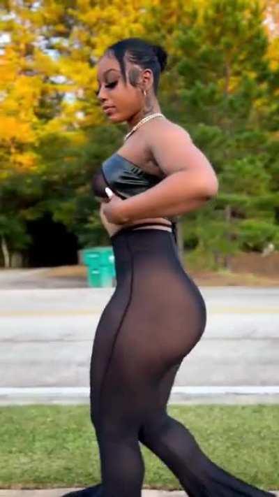 There she go again with them see-thru 😮‍💨🔥