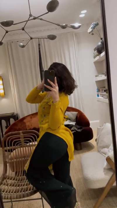 Feet Soles Curves figure desi traditional....🆗bean--hit⬆️