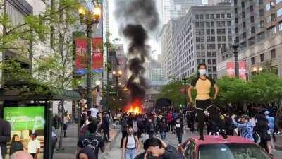 The Myanmar coup dancer was at the riot in Chicago last May!