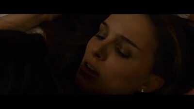 Natalie Portman going on with Mila Kunis in Black Swan, 1080P.