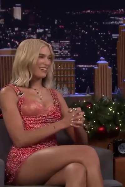 Leggy Dua Lipa