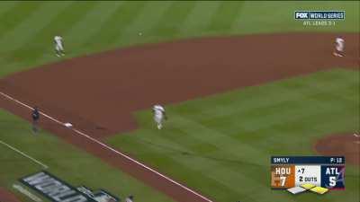 [Highlight] [Highlight] Maldonado tacks on an insurance run to make it 8-5 for the Astros in the 7th!