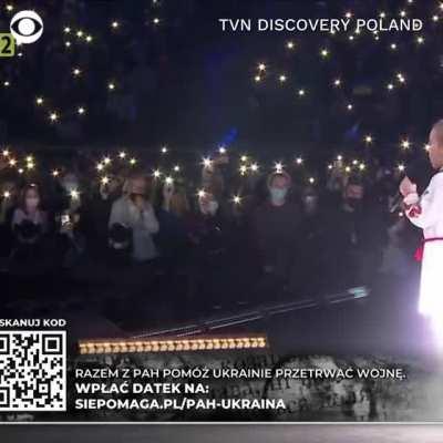 Доброго ранку, Україно! 648 годин опору, дякую Україна. Маленька Амелія співає Гімн України в Лодзі, Польща