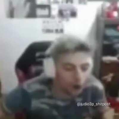 Yo cuando maty vuelva hacer directos despues de esperarlo 2 semanas triste y bajoneado: