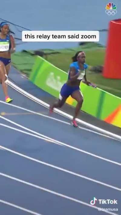 Such amazing teamwork.