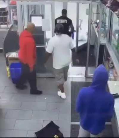 Shoplifter vs Security 2 rounds... fight!