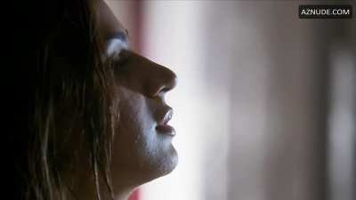 Kenisha Awasthi hot scene from mastram 