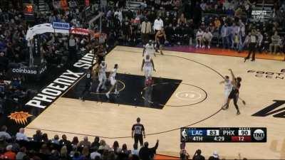 [Highlight] Chris Paul drills the three and drops two sweet dimes to push the Suns lead back out to 11